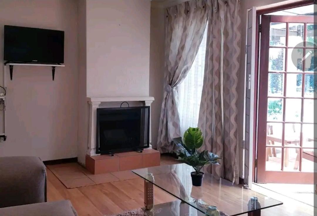 The Link Guest Lodge Kempton Park Kamer foto