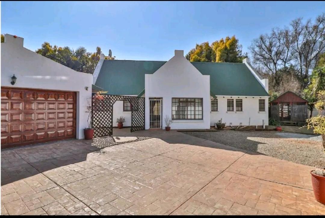 The Link Guest Lodge Kempton Park Kamer foto